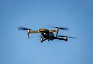 EUA testam drones para conter ataques em escolas antes da chegada da polícia
