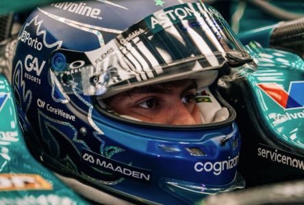 Felipe Drugovich pela Aston Martin no primeiro treino livre do GP da Hungria de F1 em 2025