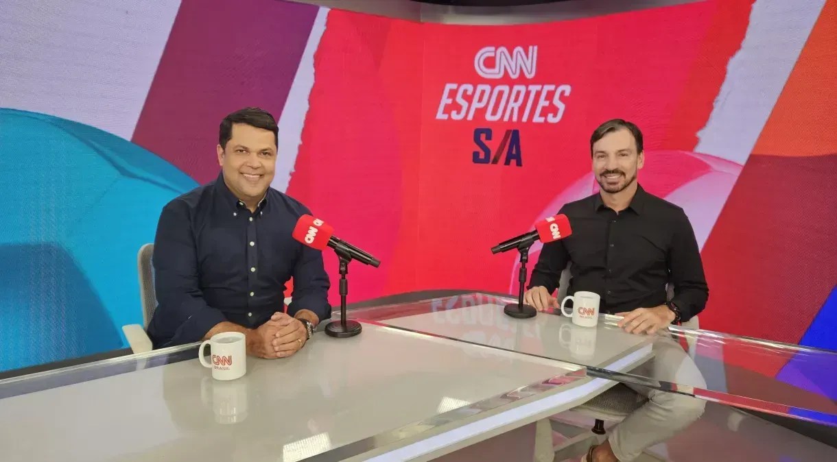 'Tem que pagar', diz ex-companheiro de Daniel Alves e presidente de clube da Série A