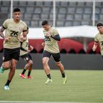 Vitória recebe o Altos de olho em classificação antecipada na Copa do Nordeste