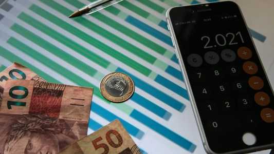 Em agosto do ano passado, o IPCA-15 acusou deflação de 0,73%