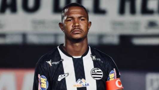 Athletic anuncia retorno de meio-campista