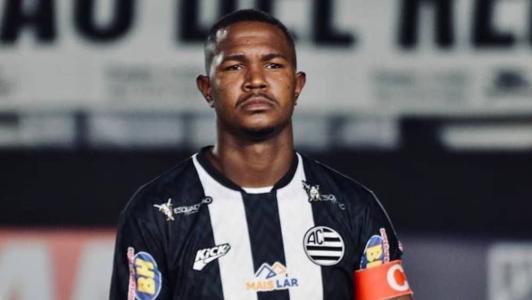 Athletic anuncia retorno de meio-campista