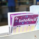 Lotofácil concurso 2.910: duas apostas dividem prêmio milionário; confira as dezenas