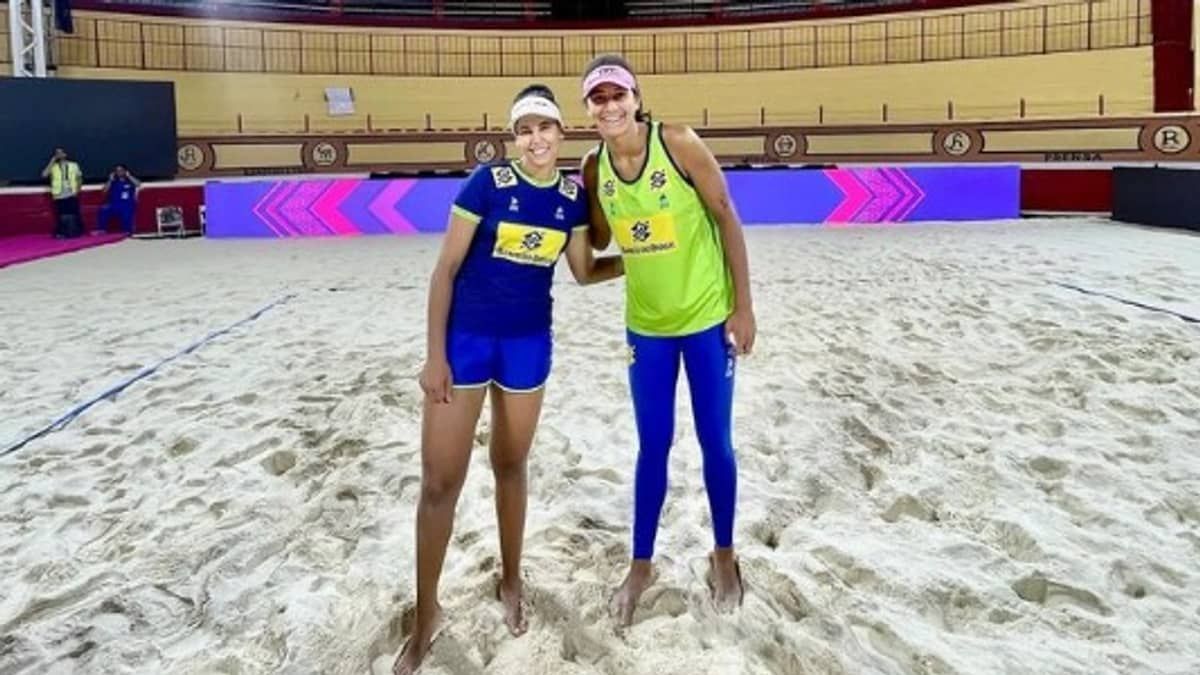 Dupla brasileira vai às semifinais do Mundial de Vôlei de Praia