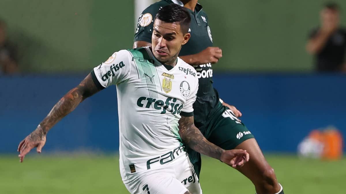 Dudu encerra jejum de quase seis meses e brinca com gol 'chorado'