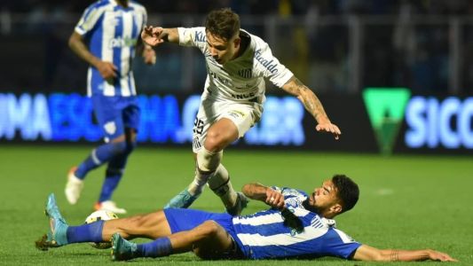 Duelo entre Santos e Avaí, em 2022, é um dos investigados na operação