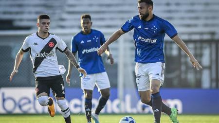Duelo no primeiro turno terminou com vitória celeste por 1 a 0