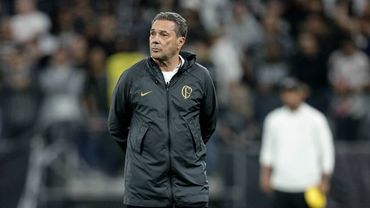 Corinthians x Grêmio: veja escalações do confronto pelo Brasileirão