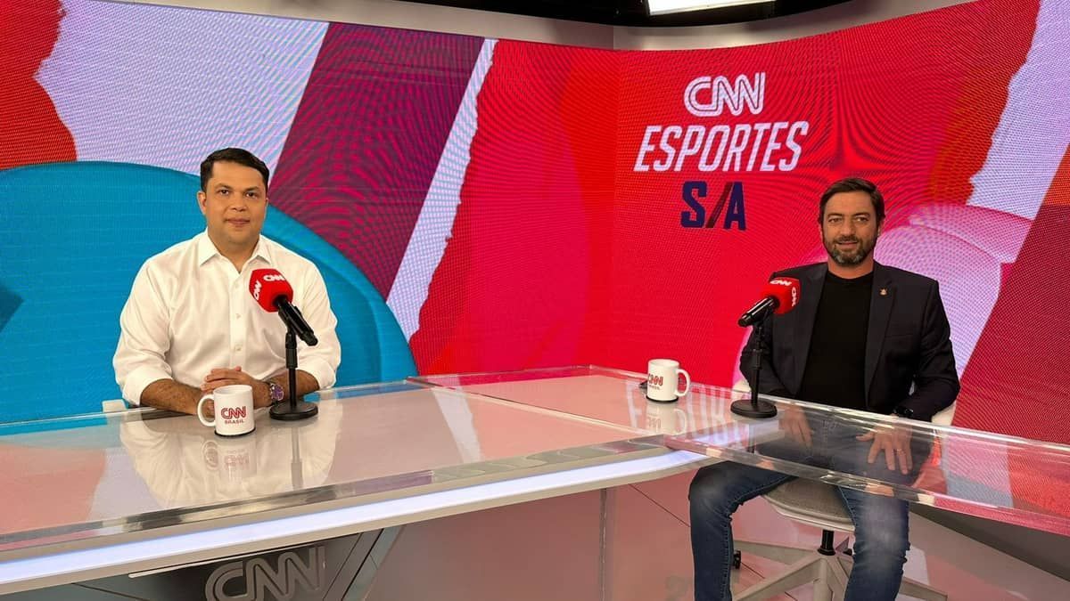 Presidente do Corinthians descarta emprestar estádio a rivais