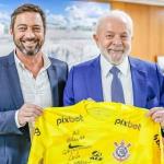 Presidente do Corinthians se encontra com Lula no Palácio do Planalto