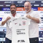 Presidente do Corinthians se desculpa por antiga desavença com  Mano Menezes