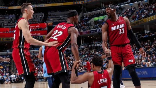 Duncan Robinson, Jimmy Butler, Kyle Lowry e Bam Adebayo, do Miami Heat