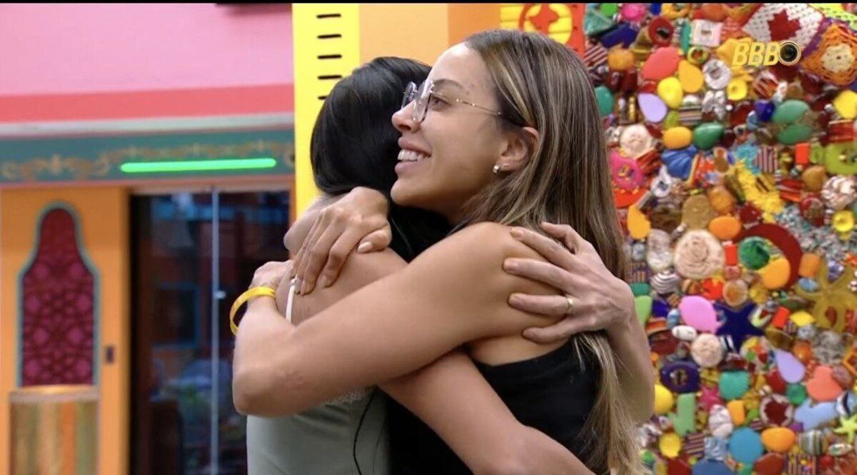Brothers parabenizam Eva e Renata por vitória na primeira prova do BBB 25