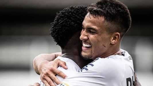 Dupla de ataque santista brilhou diante do Goiás