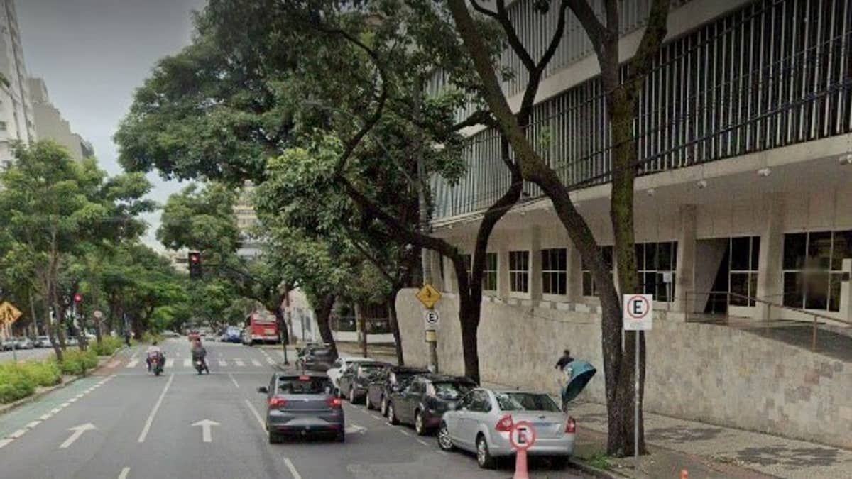 Jovem inabilitado é preso por atropelar idosas no bairro Funcionários, Centro-Sul de BH