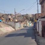 Dupla sem capacete perde o controle da moto ao passar em quebra-molas e morre em BH