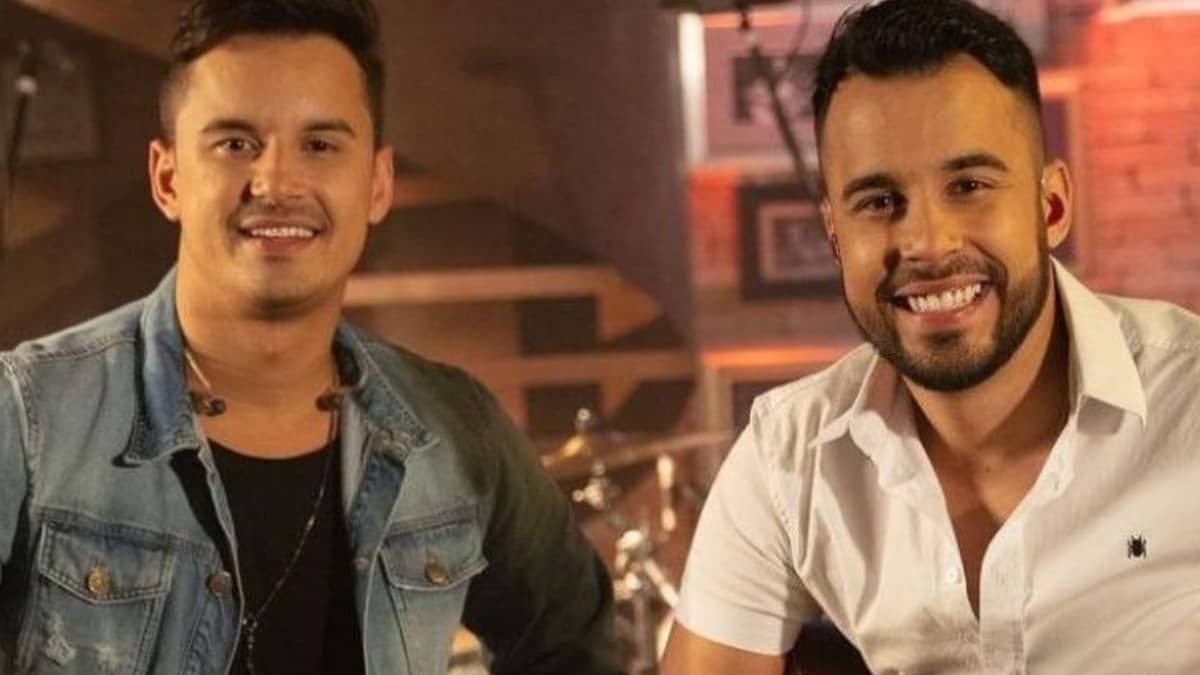 Clayton e Romário na Arena MRV; relembre hits e trajetória 