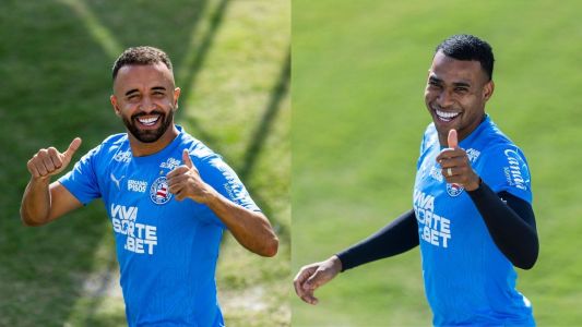 Caio Alexandre (à esq.) e Jean Lucas durante treino do Bahia