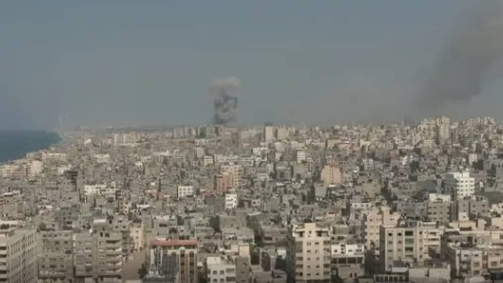 Faixa de Gaza tem apagão e comunicação cortada, diz OMS