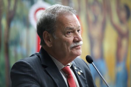 Conselheiro Durval Ângelo, presidente de Tribunal de Contas do Estado de Minas Gerais.