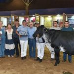 ‘Dúvida Beemmer' é eleita a ‘Vaca Suprema’ da Expoleite 2023  