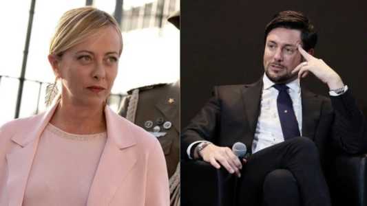 Nas redes sociais, a primeira-ministra publicou uma foto da família e anunciou a separação