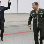 E-mail aponta que pedras preciosas para Bolsonaro tinham que ser “entregues em mão“ a Cid