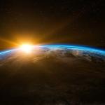 EUA emitem alerta sobre suporta arma nuclear espacial desenvolvida pela Rússia; entenda