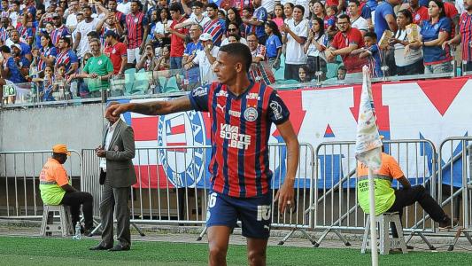 Luciano Juba em ação pelo Bahia no Campeonato Brasileiro