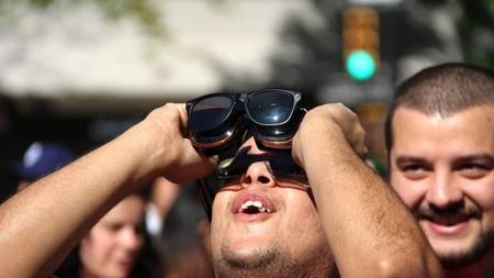 Eclipse poderá ser visto de várias capitas neste sábado (13)