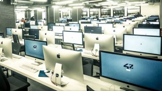 École 42 tem modelo inovador de aprendizado