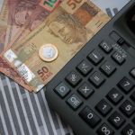 Começa em Barbacena a distribuição dos carnês do IPTU 2026