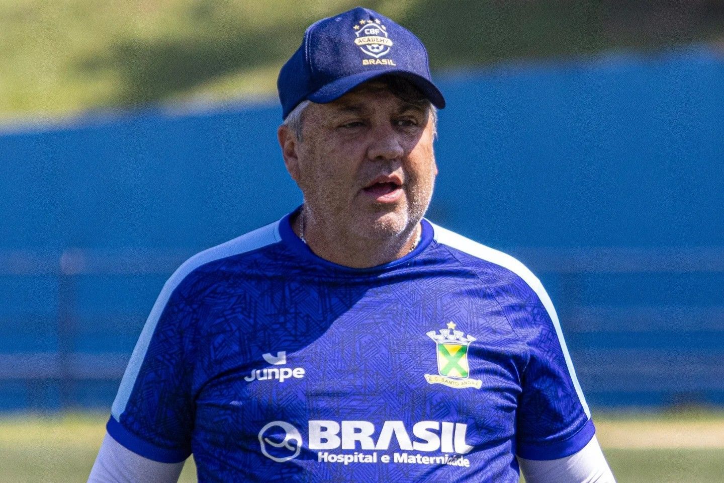 Ex-Palmeiras e Ipatinga é anunciado como técnico de clube ameaçado na Série C