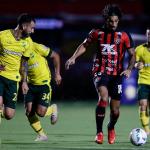 Vitória perde gols e volta a empatar com o Defensa y Justicia na Sul-Americana