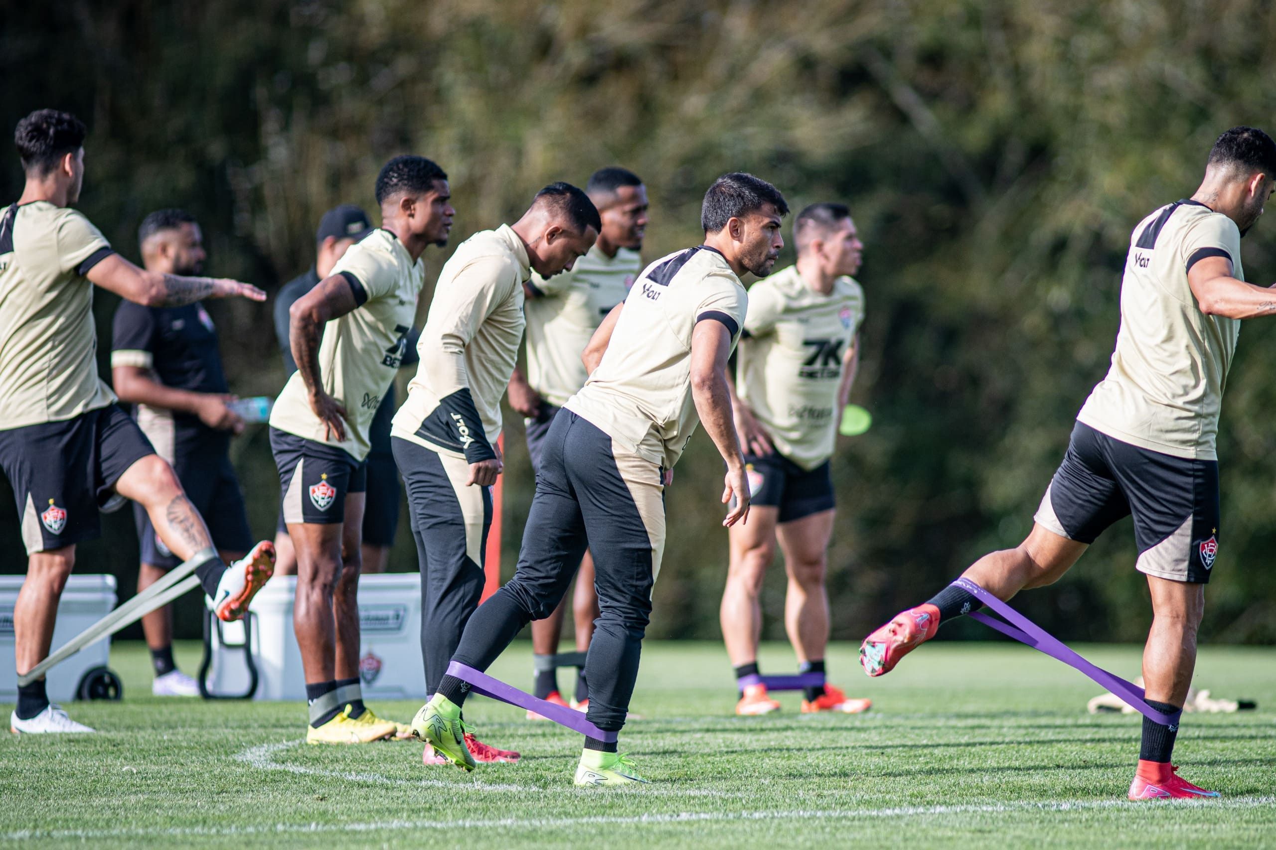 Vitória 'joga a vida' na Sul-Americana contra o Cerro Largo, no Uruguai