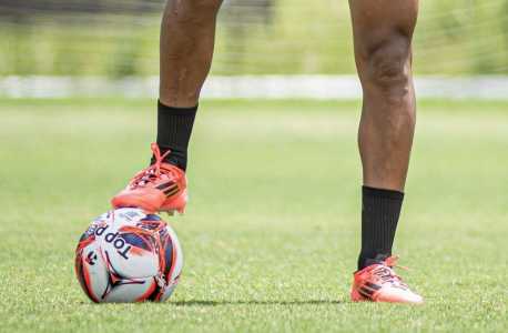 Jogador do Vitória em treino para a temporada 2026