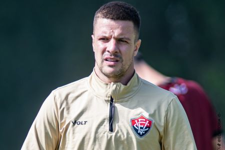 Renato Kayzer, artilheiro do Vitória no Brasileirão