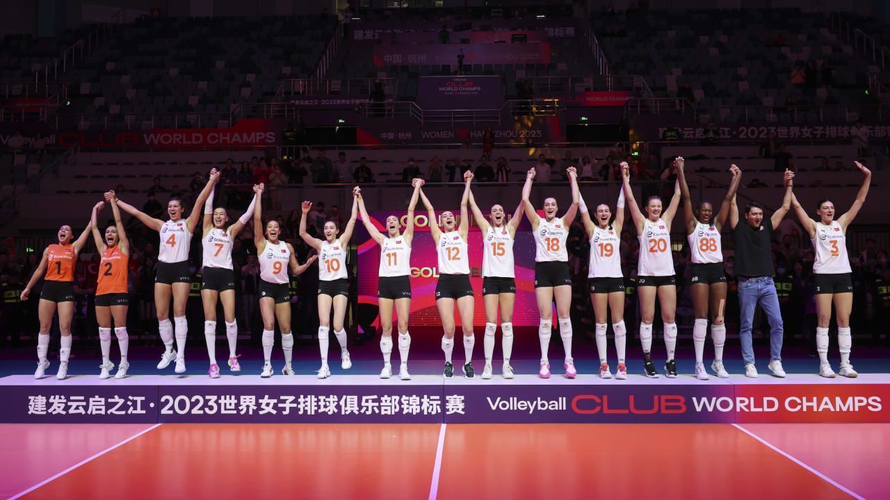 Vôlei: Eczacibasi bate VakifBank e conquista o Mundial de Clubes Feminino