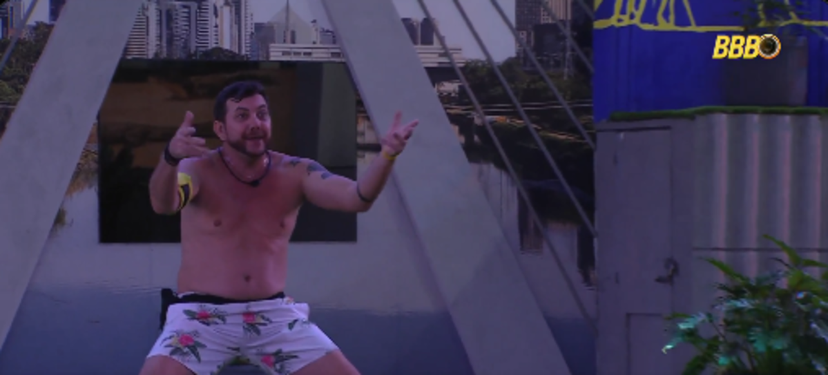 BBB 25: Edilberto leva bronca da produção após atitude em festa