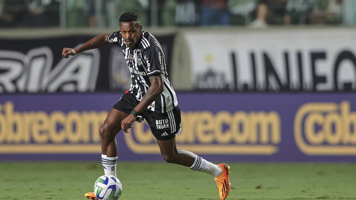 Atlético: Edenílson projeta jogo contra o Corinthians na Copa do Brasil e decisão fora de casa