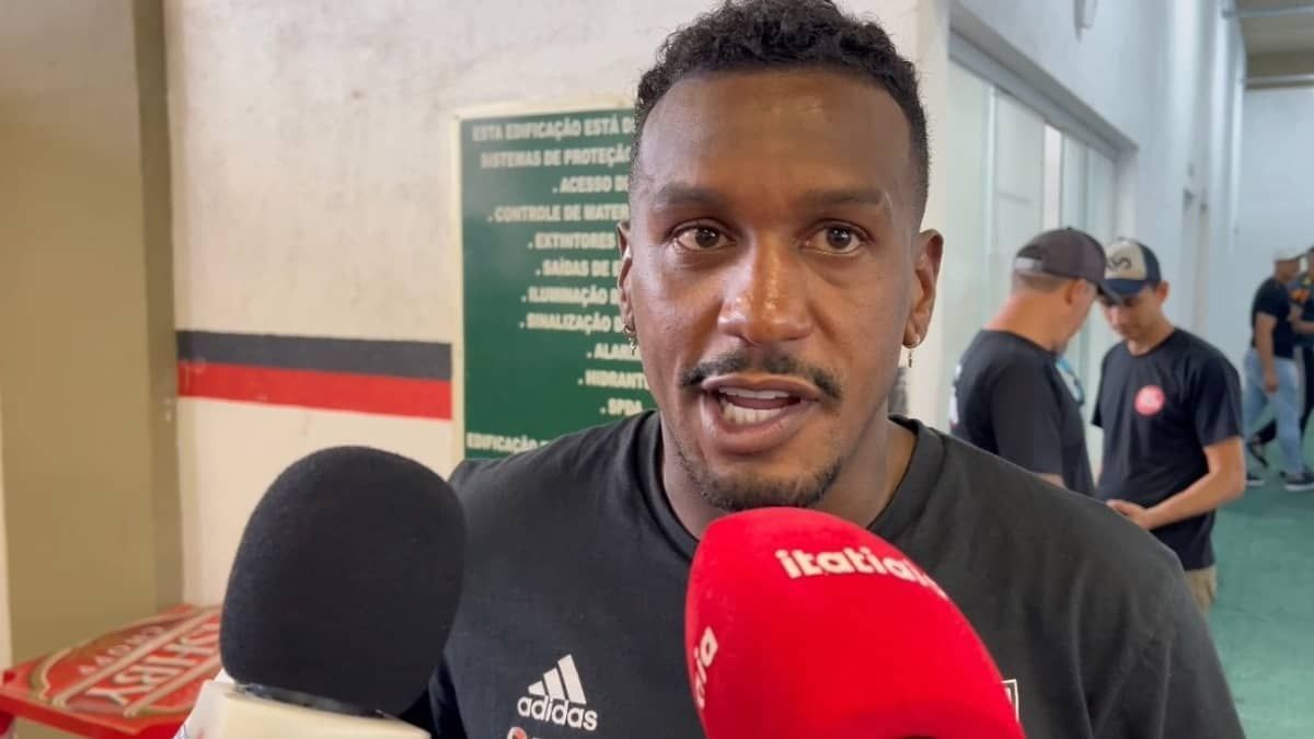 Edenilson sobre superação do time com calor em Muriaé: ‘o Atlético pede esta entrega e responsabilidade’  