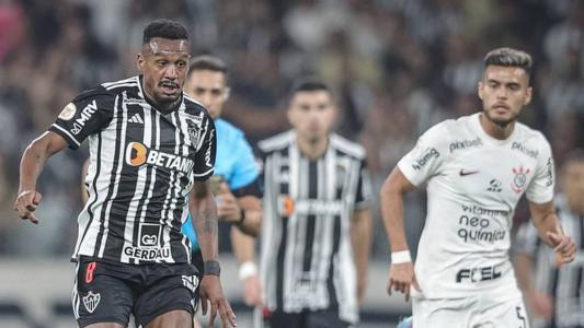 Edenilson foi muito vaiado pela torcida do Atlético