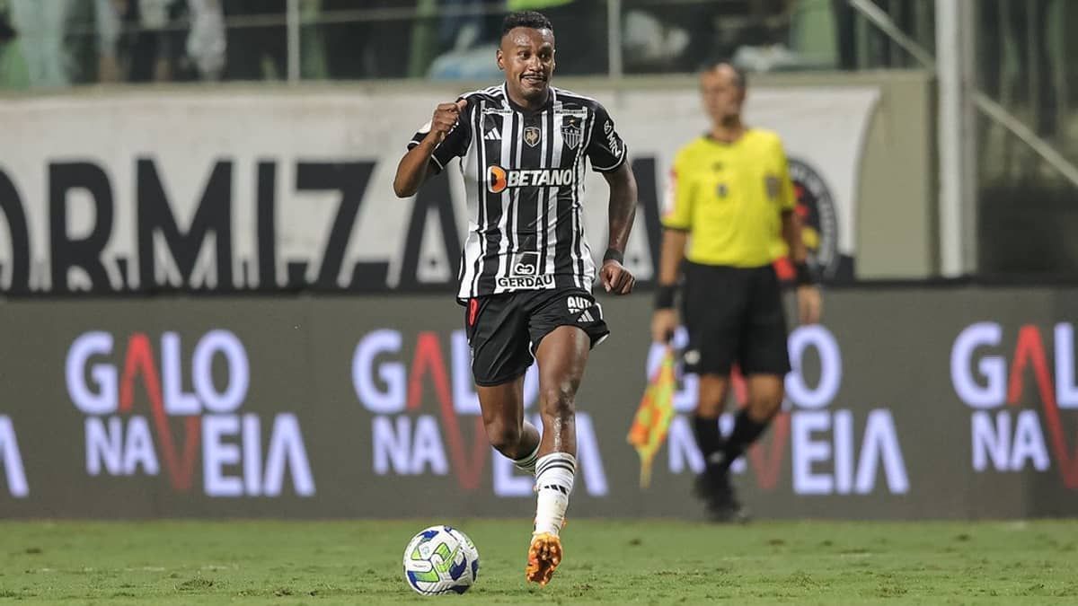 Edenilson volta a ter participação em gol no Atlético após dez jogos