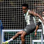 Militão participa do último treino do Real antes da viagem para o Mundial de Clubes