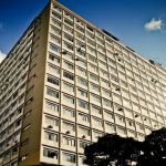 Prefeitura de BH embarga obras, iniciadas sem autorização, que demoliram entrada do Edifício Maletta