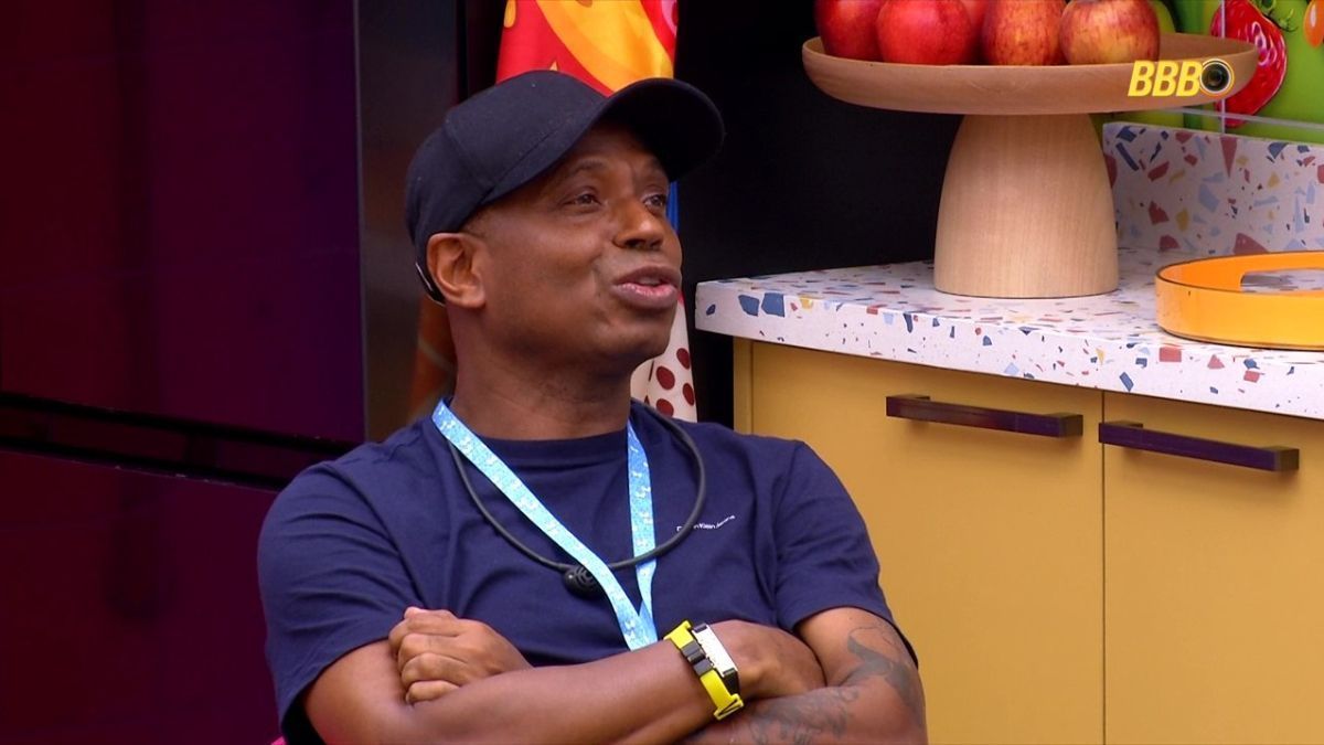 BBB 26: Chaiany confronta Edilson Capetinha e alfineta: ‘Tu é doido’