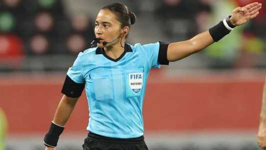 Edina Alves, árbitra brasileira que estará na Copa do Mundo feminina que começa semana que vem