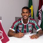 Fluminense renova por mais um ano com revelação da base
