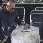 Velório do Rei do Futebol acontece a partir das 10h da manhã desta segunda-feira (2)